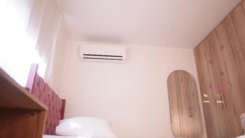 Snapshot of veronica_mendez1 chatting on 3, 3, 2026 Veronica online show from 3, 3, 2026