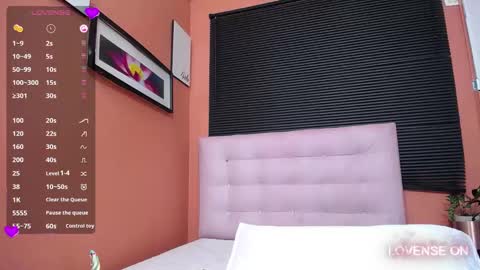 Snapshot of veronica_roose chatting on 5, 3, 2025 Veronica online show from 5, 3, 2025