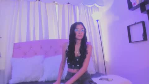 Snapshot of veronicadams chatting on 27, 5, 2026 Veronica online show from 27, 5, 2026