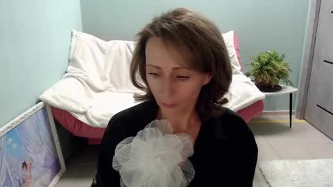 Helen online show from 10, 3, 2025