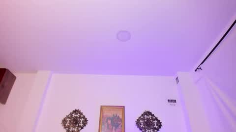 Veronica Gills online show from 12, 10, 2025