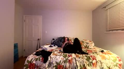 Veronica Lake online show from 2, 11, 2025