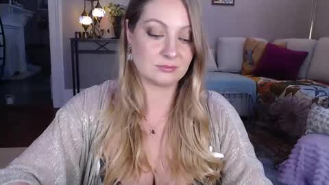 Veronica Weston online show from 1, 2, 2025