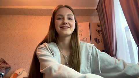 Snapshot of veronikamaresh chatting on 7, 4, 2026 Isabella Moretti online show from 7, 4, 2026