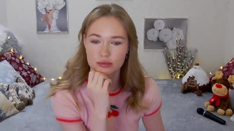 Snapshot of veronikamitchel chatting on 4, 1, 2025 Veronika online show from 4, 1, 2025