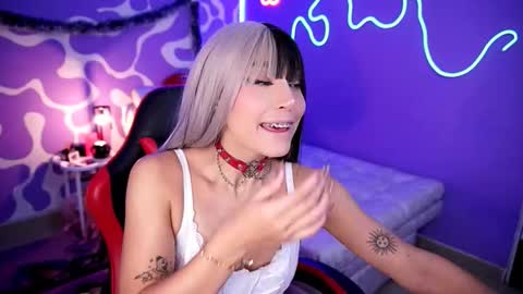        online show from 30, 11, 2025