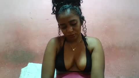 Snapshot of verronique1511 chatting on 7, 2, 2025 verronique1511 online show from 7, 2, 2025