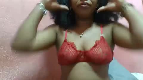 Snapshot of verronique1511 chatting on 14, 2, 2025 verronique1511 online show from 14, 2, 2025