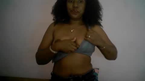 Snapshot of verronique1511 chatting on 1, 10, 2025 verronique1511 online show from 1, 10, 2025