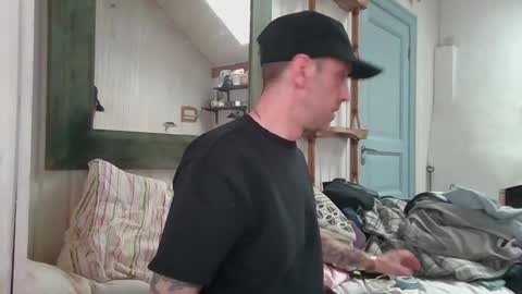 Snapshot of versatilexswede chatting on 28, 3, 2026 John online show from 28, 3, 2026