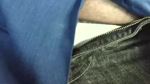 Snapshot of verylittletiny chatting on 5, 3, 2026 Erik online show from 5, 3, 2026