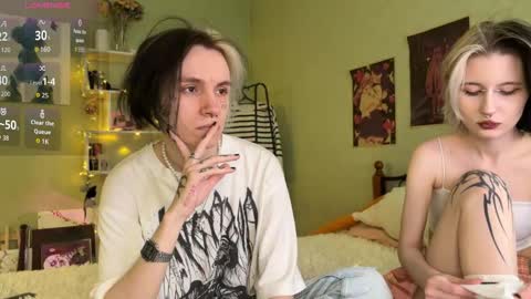 veryraretwins online show from 17, 9, 2025