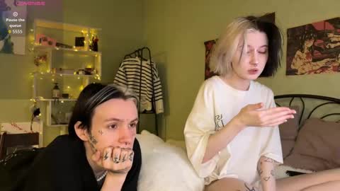 veryraretwins online show from 5, 10, 2025