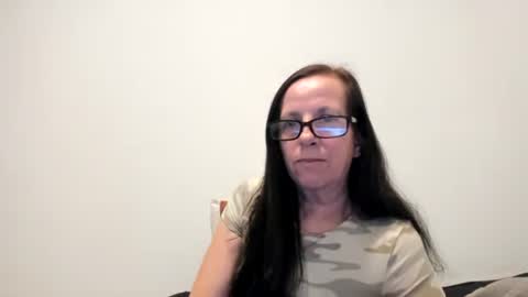 verysassypeachgoddess online show from 8, 1, 2026