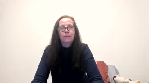 verysassypeachgoddess online show from 12, 1, 2026