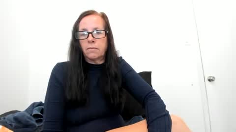 Snapshot of verysassypeachgoddess chatting on 8, 7, 2026 verysassypeachgoddess online show from 8, 7, 2026