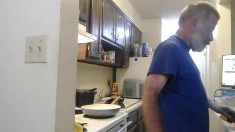 hairy man online show from 22, 9, 2025