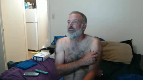 hairy man online show from 27, 10, 2025