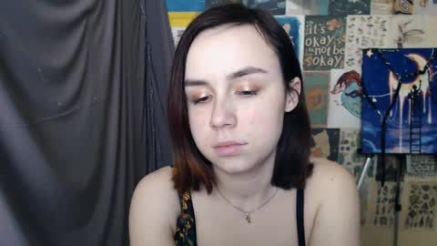 veryveryvery_shy online show from 20, 2, 2025