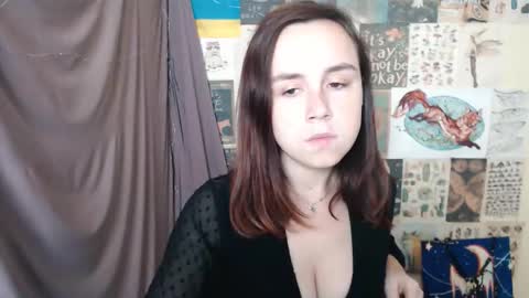 veryveryvery_shy online show from 15, 9, 2025