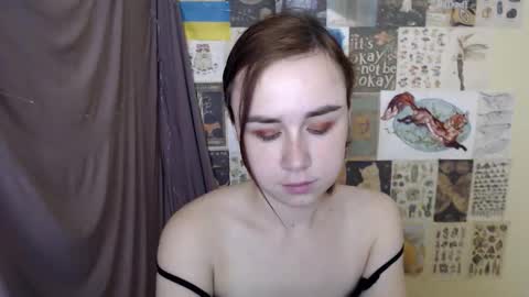 veryveryvery_shy online show from 14, 11, 2025