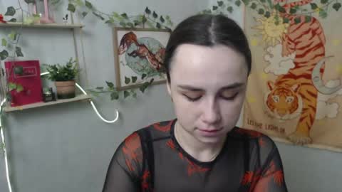 Snapshot of veryveryvery_shy chatting on 23, 4, 2026 veryveryvery_shy online show from 23, 4, 2026