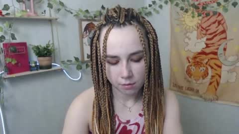 Snapshot of veryveryvery_shy chatting on 4, 5, 2026 veryveryvery_shy online show from 4, 5, 2026