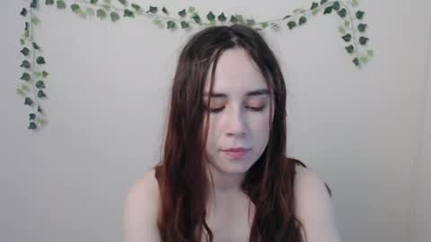 Snapshot of veryveryvery_shy chatting on 13, 5, 2026 veryveryvery_shy online show from 13, 5, 2026