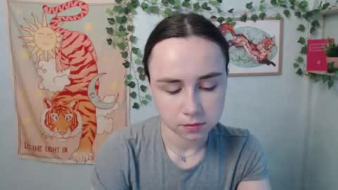 Snapshot of veryveryvery_shy chatting on 23, 5, 2026 veryveryvery_shy online show from 23, 5, 2026