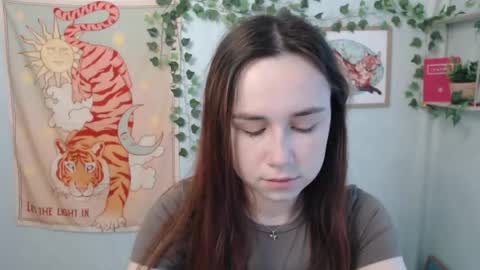 Snapshot of veryveryvery_shy chatting on 3, 6, 2026 veryveryvery_shy online show from 3, 6, 2026