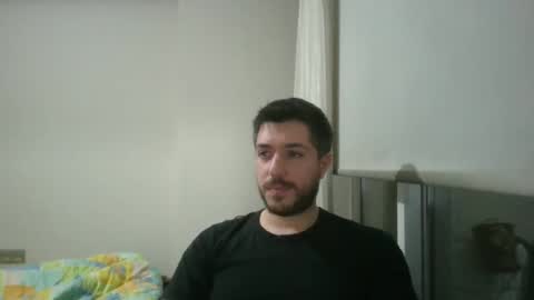 Snapshot of vesikalik2 chatting on 25, 12, 2024 vesikalik2 online show from 25, 12, 2024