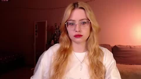 Snapshot of vetta_dey chatting on 19, 6, 2026 Iva online show from 19, 6, 2026