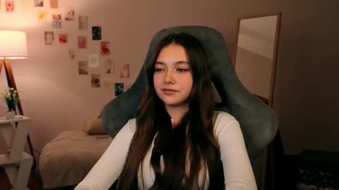 Snapshot of vexorin chatting on 23, 11, 2025 Rachel online show from 23, 11, 2025