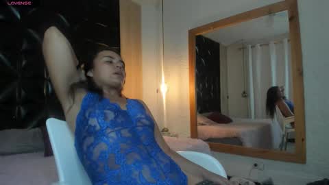 Vanesaa online show from 13, 2, 2026