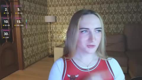 Snapshot of vi_luxxxy chatting on 29, 5, 2026 vi_luxxxy online show from 29, 5, 2026