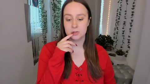 Snapshot of via_lattea_ chatting on 14, 6, 2026 Camilla online show from 14, 6, 2026
