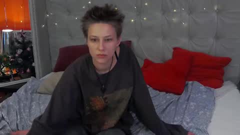 Via online show from 17, 1, 2025