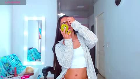 Ariana  online show from 23, 11, 2025