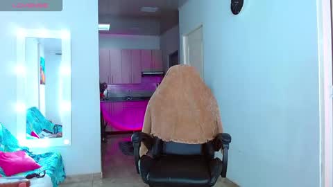 Ariana  online show from 15, 2, 2026