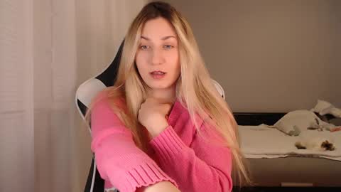 Snapshot of vibezgirl chatting on 8, 12, 2024 Amelia online show from 8, 12, 2024