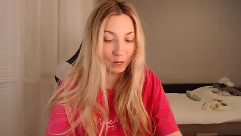 Snapshot of vibezgirl chatting on 16, 12, 2024 Amelia online show from 16, 12, 2024