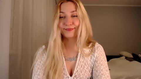 Snapshot of vibezgirl chatting on 2, 3, 2025 Amelia online show from 2, 3, 2025