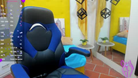 Snapshot of vic_nahomy chatting on 13, 2, 2025 nahomy online show from 13, 2, 2025