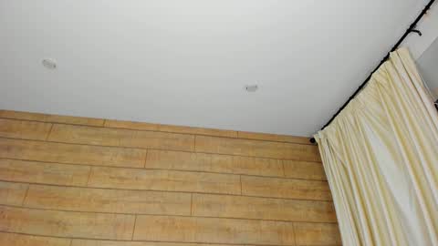 VickiBrooks online show from 2, 2, 2025