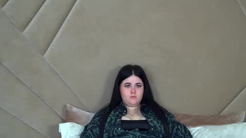 VickiBrooks online show from 4, 2, 2025