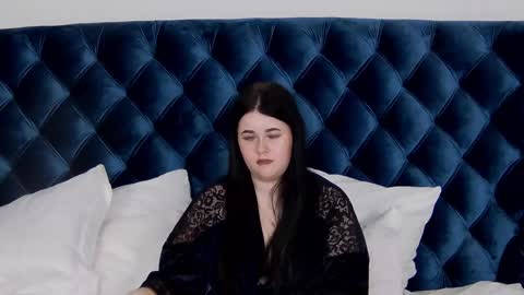 VickiBrooks online show from 12, 2, 2025