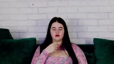 VickiBrooks online show from 13, 2, 2025