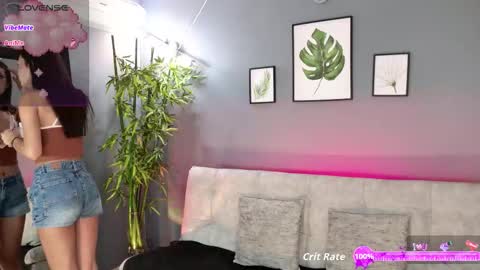 Snapshot of vicky_kittyy chatting on 13, 12, 2025 Amy online show from 13, 12, 2025