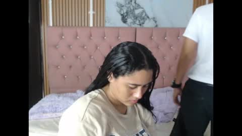 Victoria y Danniela online show from 15, 6, 2026