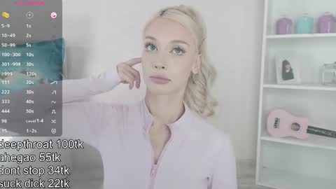 Snapshot of vickyfuckingdoll chatting on 26, 7, 2026 vickyfuckingdoll online show from 26, 7, 2026